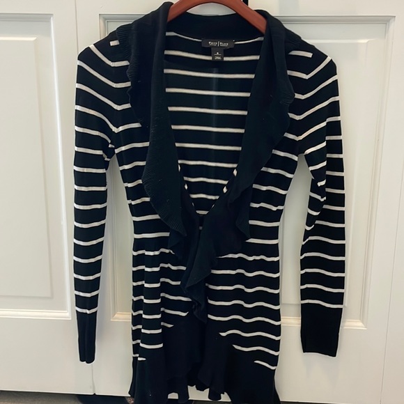 White House Black Market size small cardigan - Picture 1 of 7